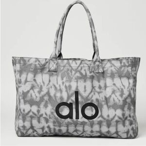 ALO Yoga Gray Camouflage Tote Bag